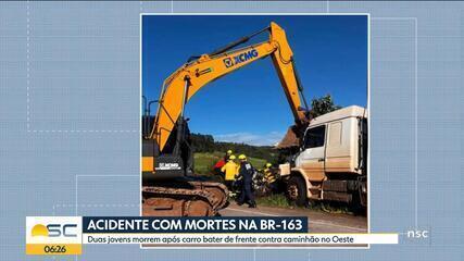 Amigas, filha e mãe queridas: quem eram as jovens mortas em carro esmagado por caminhão em SC